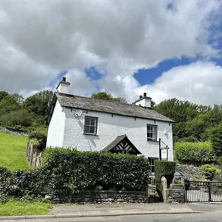 Beckside * Coniston
